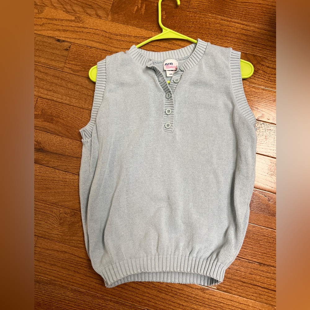 Avon Light Blue Sleeveless Knit pullover vest sweater